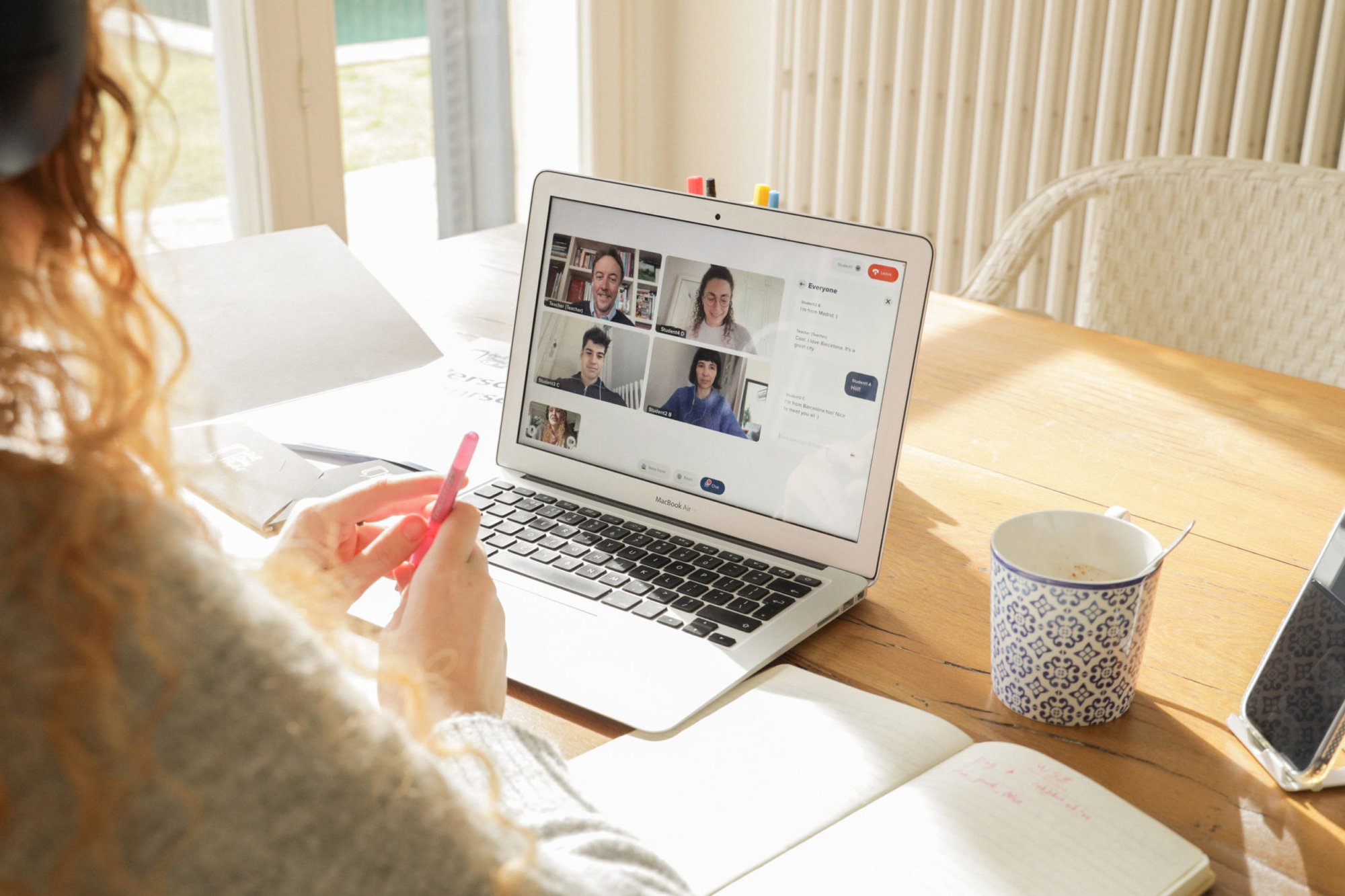 adult_woman_laptop_6-scaled